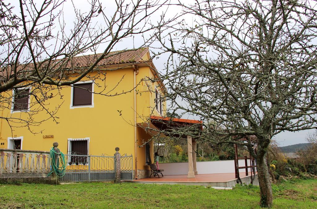 Hostal O Cruceiro Lires Exterior foto